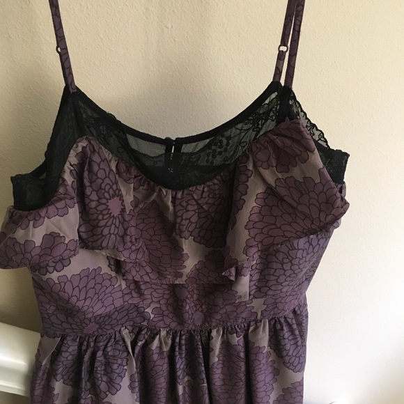 Lace Embroidered Sleeveless Silk Midi Dress - Picture 2 of 4